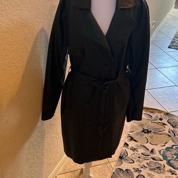 BlankNYC Size L Belted Dressy Trench Coat Black Faux Leather Classic Evening NWT - Picture 2 of 11